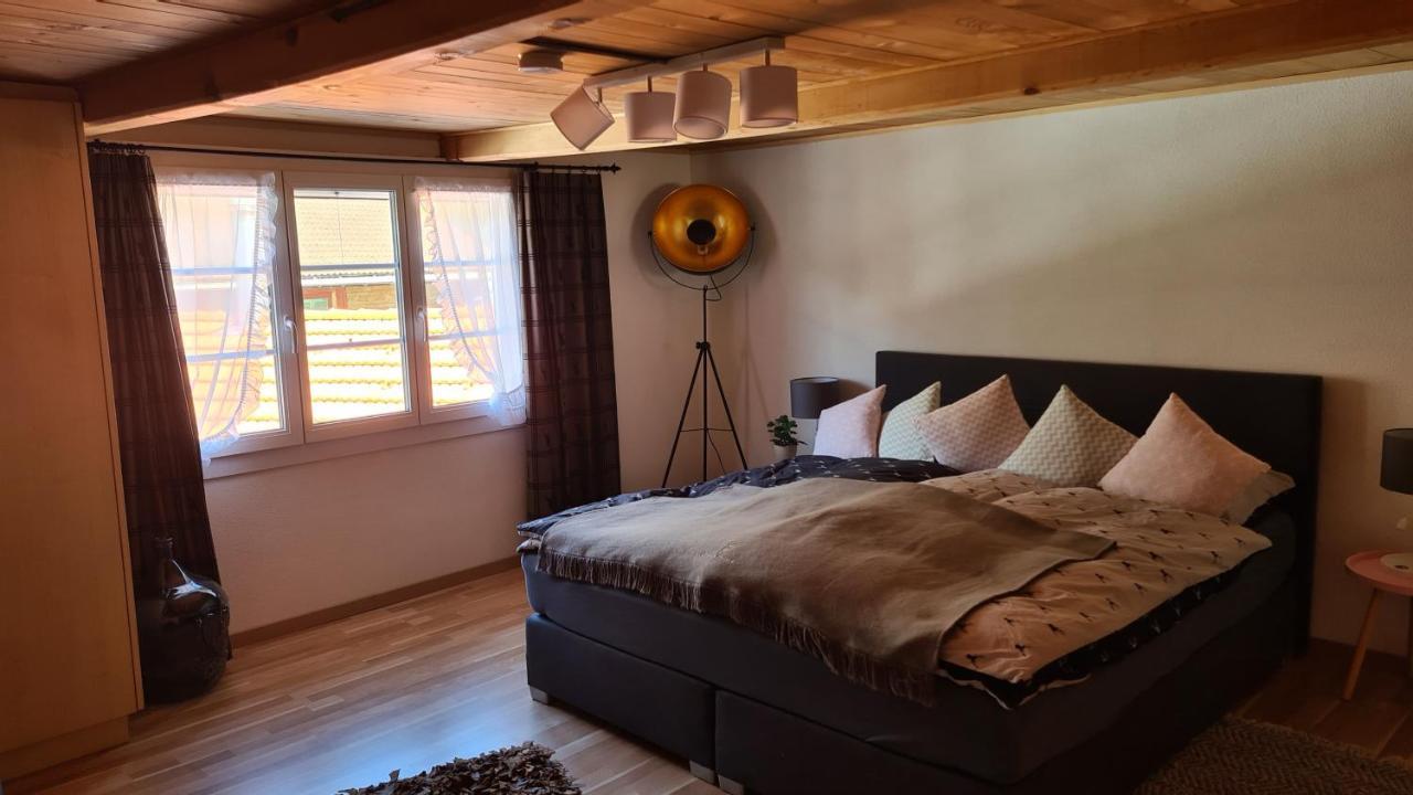 Chesa Prema Bed & Breakfast - Restaurant Дизентис Екстериор снимка